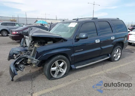 2004 Cadillac Escalade Standard из США, поврежденный, VIN 1GYEK63N04R113825